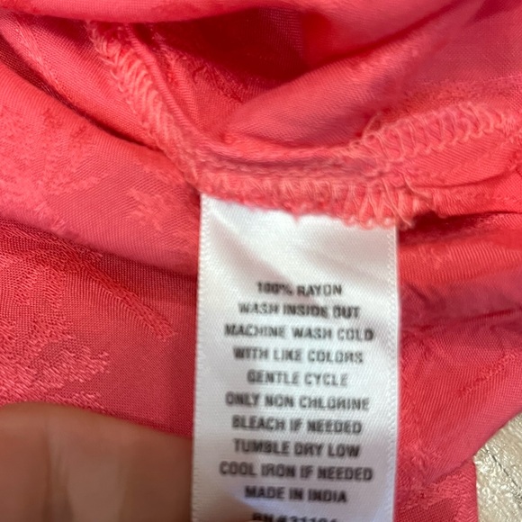 NWT Crown and Ivy ruffle neck coral palm tree blouse size XL - Picture 7 of 7